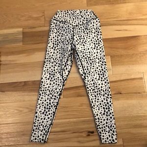 Balance Athletica snow leopard leggings